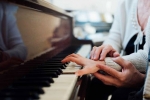 Cách mua đàn piano dành cho người mới học
