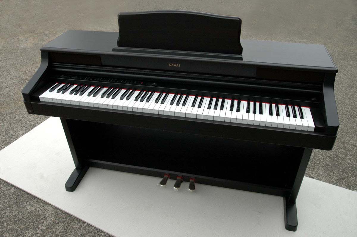Cửa hàng bán đàn piano điện giá rẻ chất lượng tại tphcm