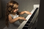 Mua đàn piano điện cho trẻ em ở đâu uy tín