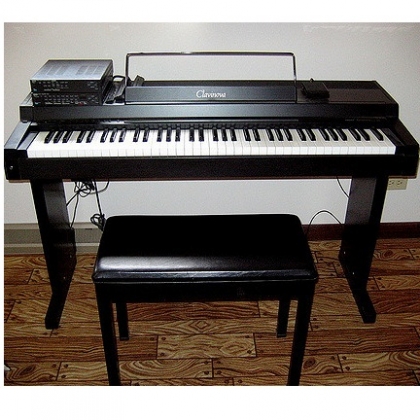 Đàn Piano Điện Yamaha CLP 100